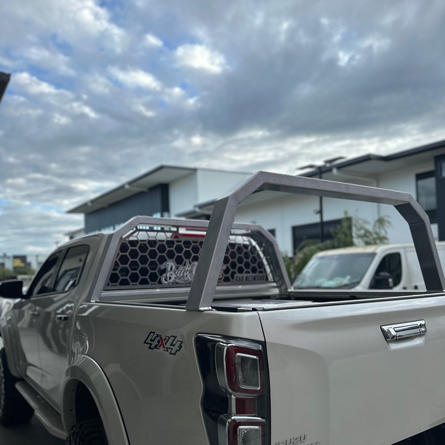 Mazda BT-50 (2021+)Tub Racks