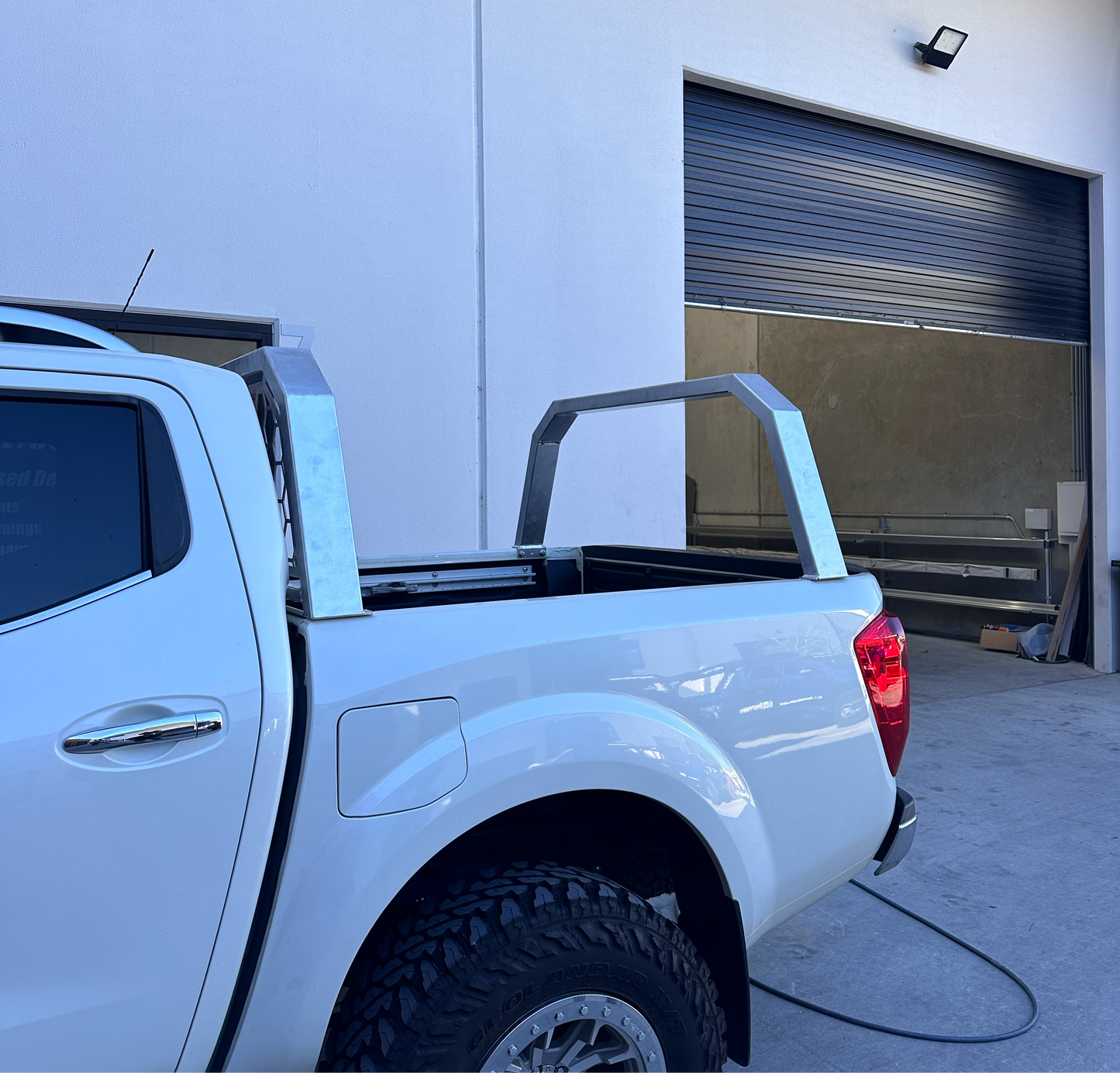 Nissan Navara NP300 (2015+)Tub Racks