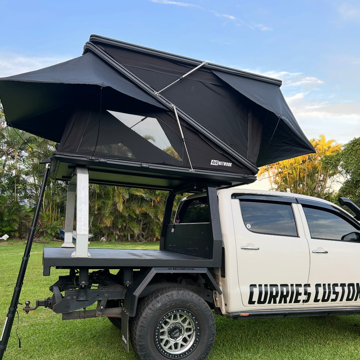 Z-Luxe Roof Top Tent (RTT) – 4X4 NETWORK