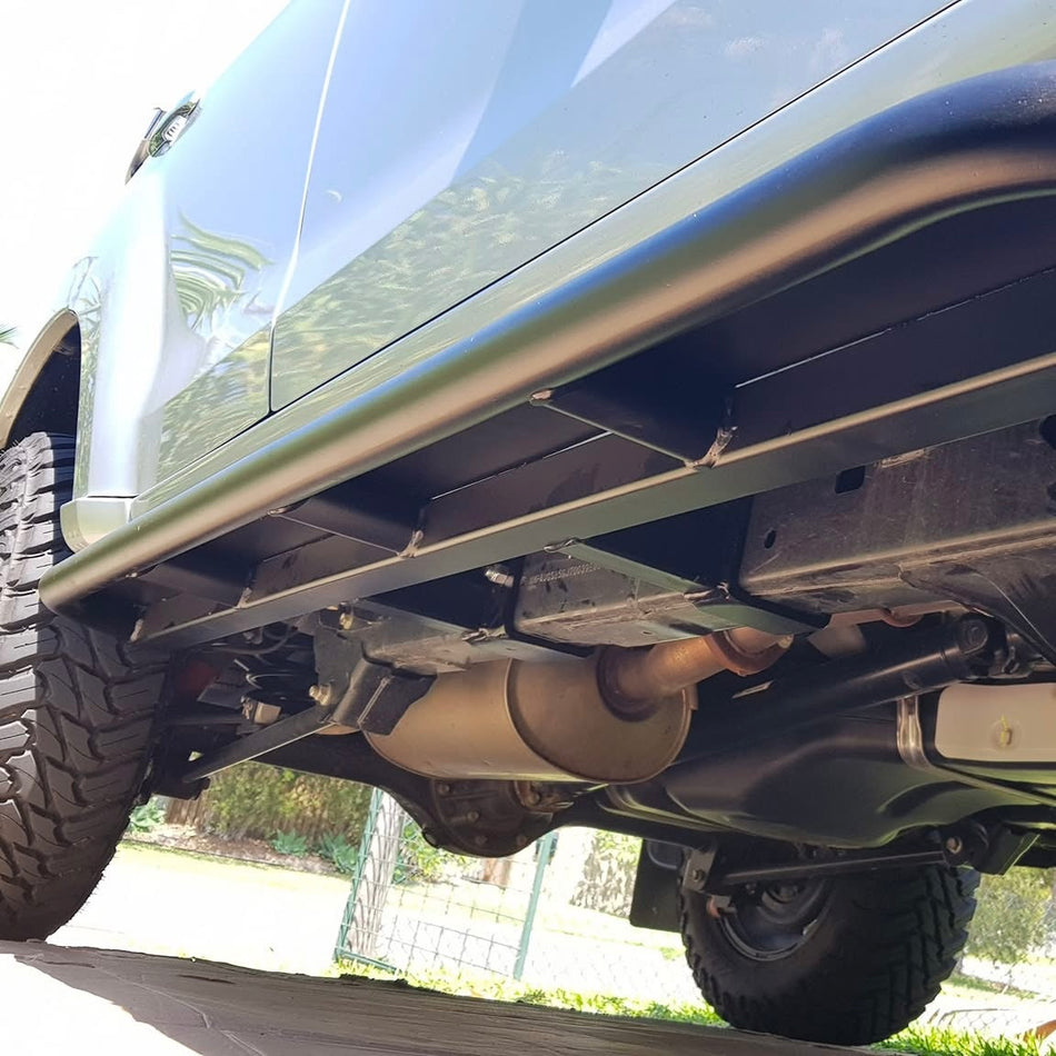 Isuzu MUX Rocksliders (21+)