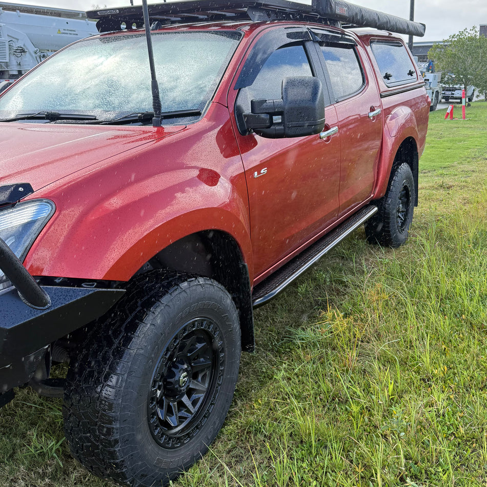 Isuzu DMAX RT 4JJ1 Rocksliders (2012-2020)