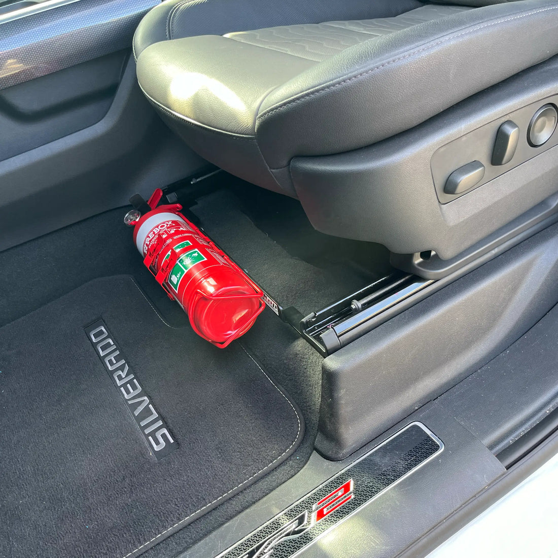 Chevrolet Silverado 1500 & 2500 2019+ Fire Extinguisher Mounting Bracket