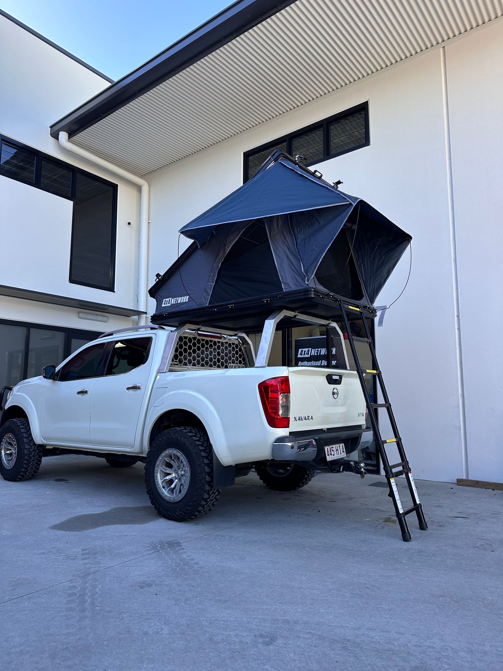 Mitsubishi triton roof top tent sale