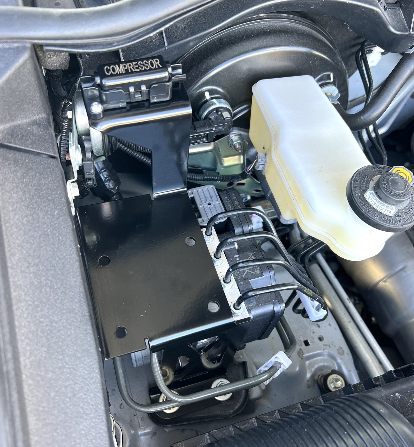 N80 ARB Compressor Mount (Engine Bay)