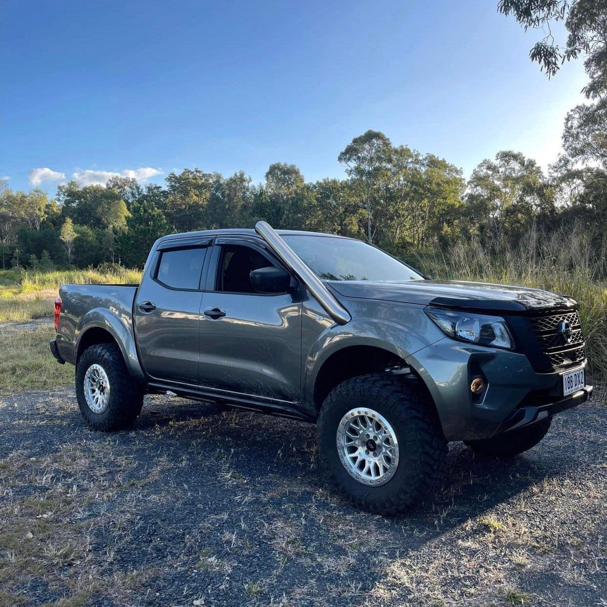 NP300 Dual Cab Rocksliders – 4X4 NETWORK